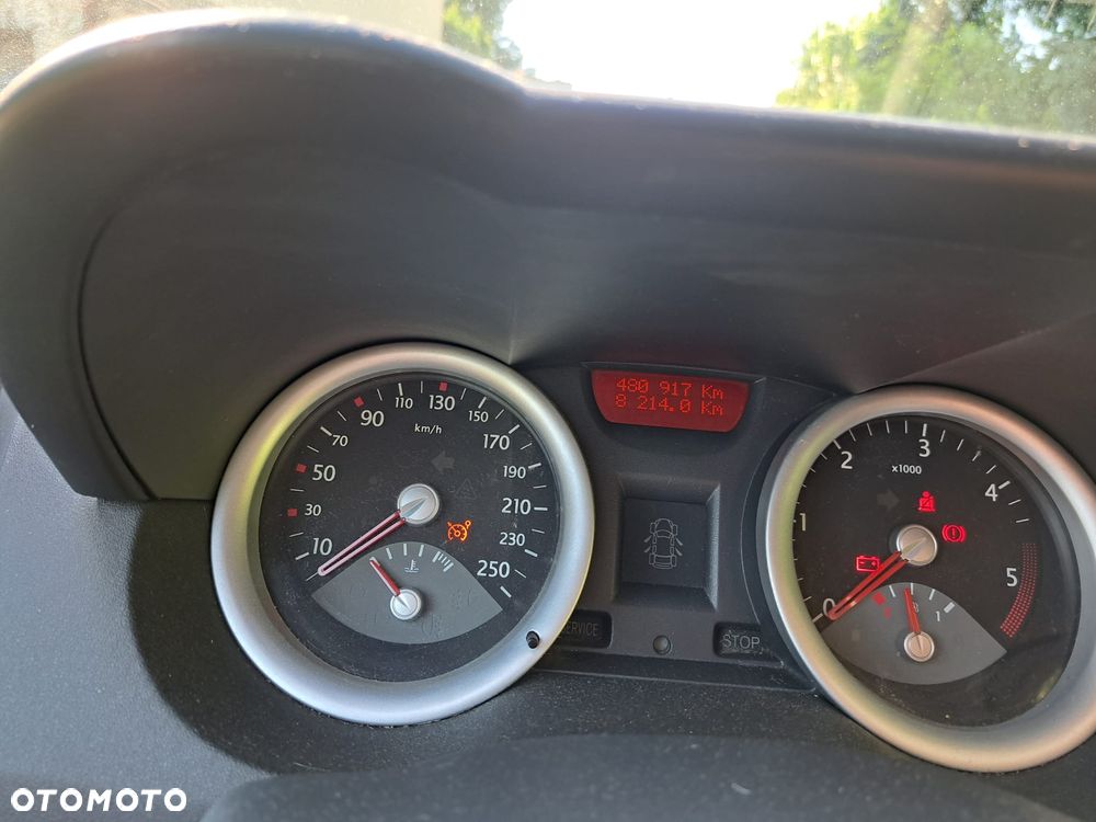 Renault Megane 1.9 dCi Avantage - 8