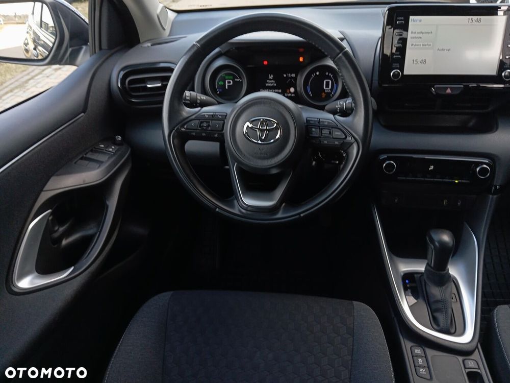 Toyota Yaris - 10