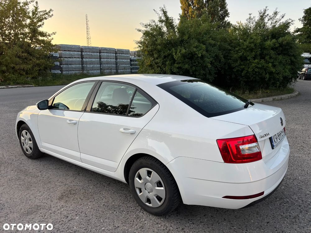 Skoda Octavia 1.6 TDI Style - 4