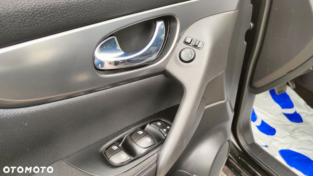 Nissan Qashqai 1.2 DIG-T Xtronic TEKNA+ - 19