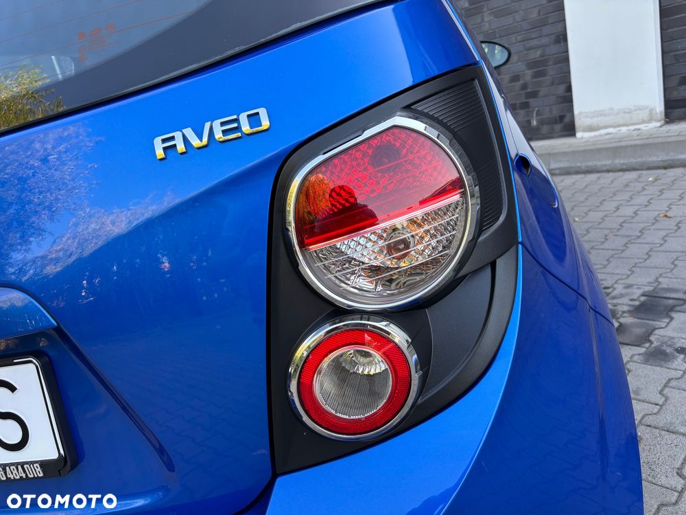 Chevrolet Aveo 1.6 LTZ S/S - 14