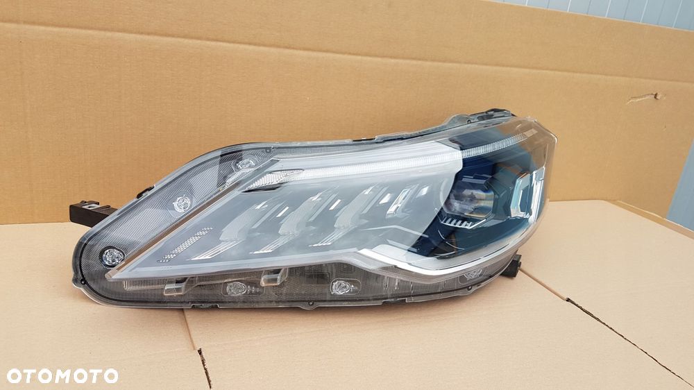 lampa przód lewa maxus euniq 5 full led - 3