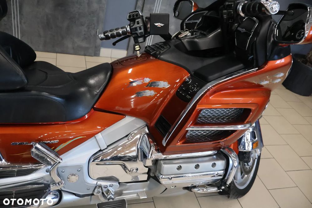 Honda GL - 13