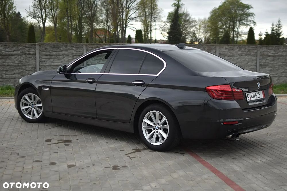 BMW Seria 5 525d Sport-Aut - 6