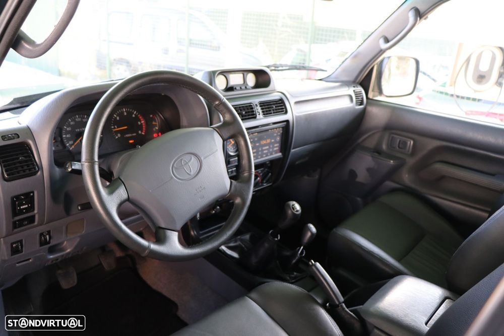 Toyota Land Cruiser 3.0 TD ABS+TA - 16