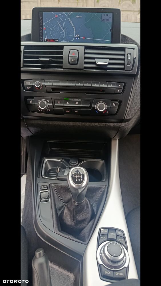 BMW Seria 1 118i Edition Sport - 31
