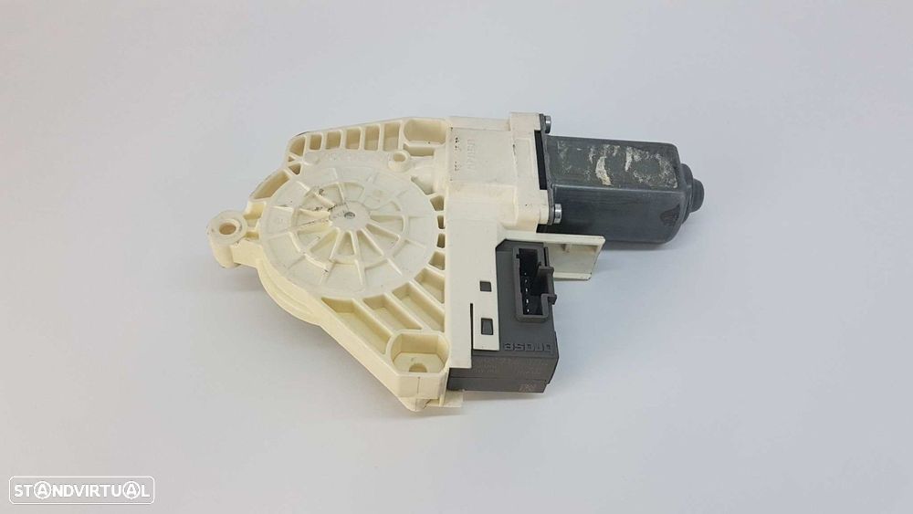 MOTOR ELEVADOR FRENTE DIREITO LAND ROVER RANGE ROVER SPORT V6 TD HSE - 1