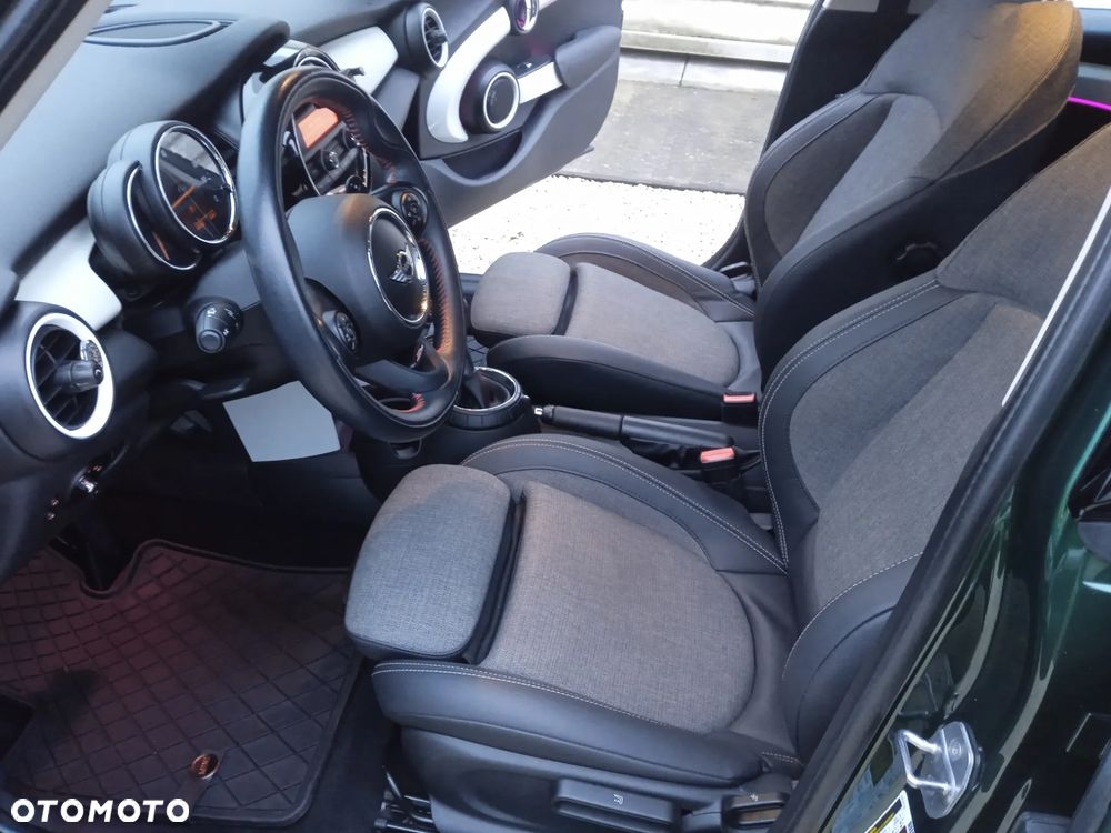 MINI Cooper S Sport-Aut - 11