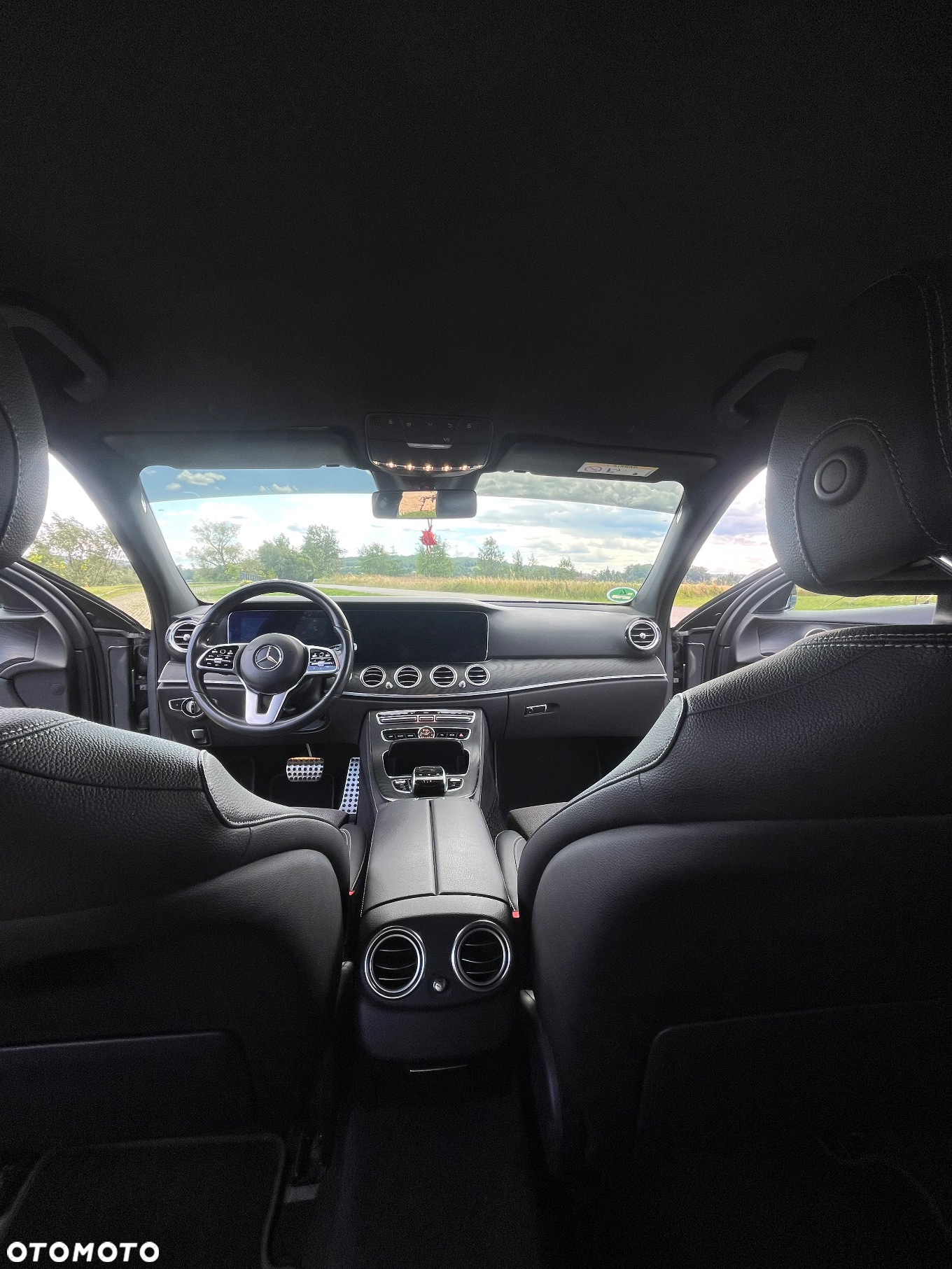 Mercedes-Benz Klasa E 220 d T 9G-TRONIC Sportstyle Edition - 10