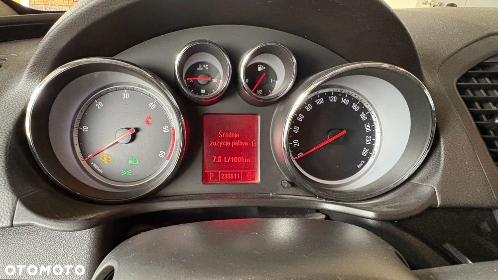 Opel Insignia 2.0 CDTI Cosmo - 8