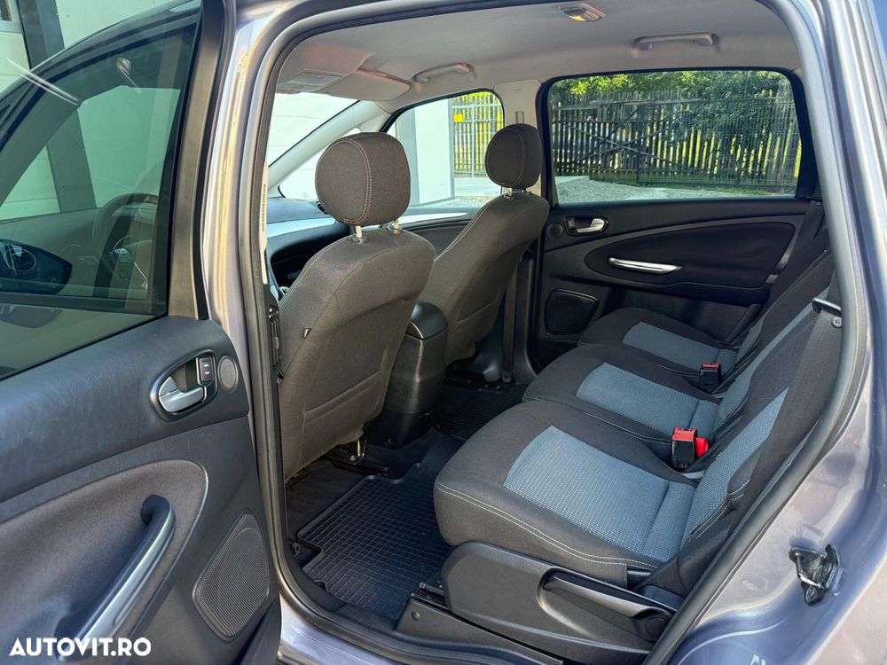 Ford S-Max 2.0 TDCi Trend - 3