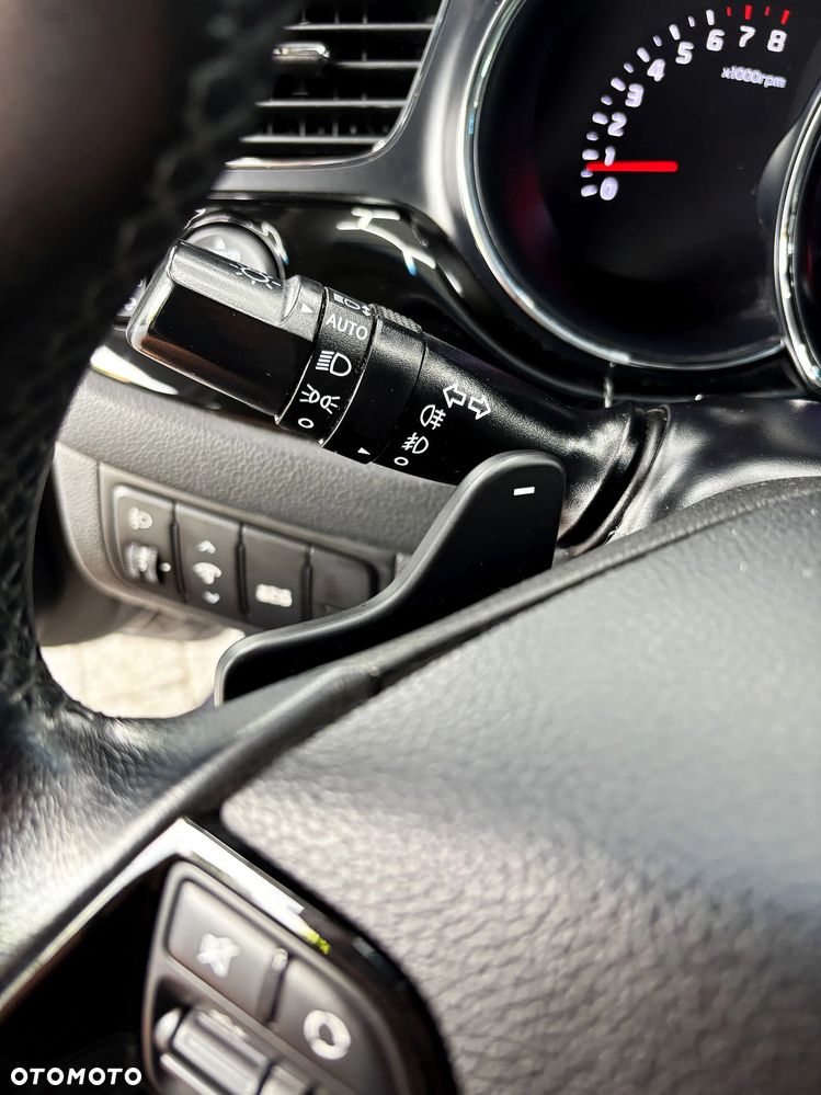 Kia Ceed 1.6 GDI DCT Vision - 9