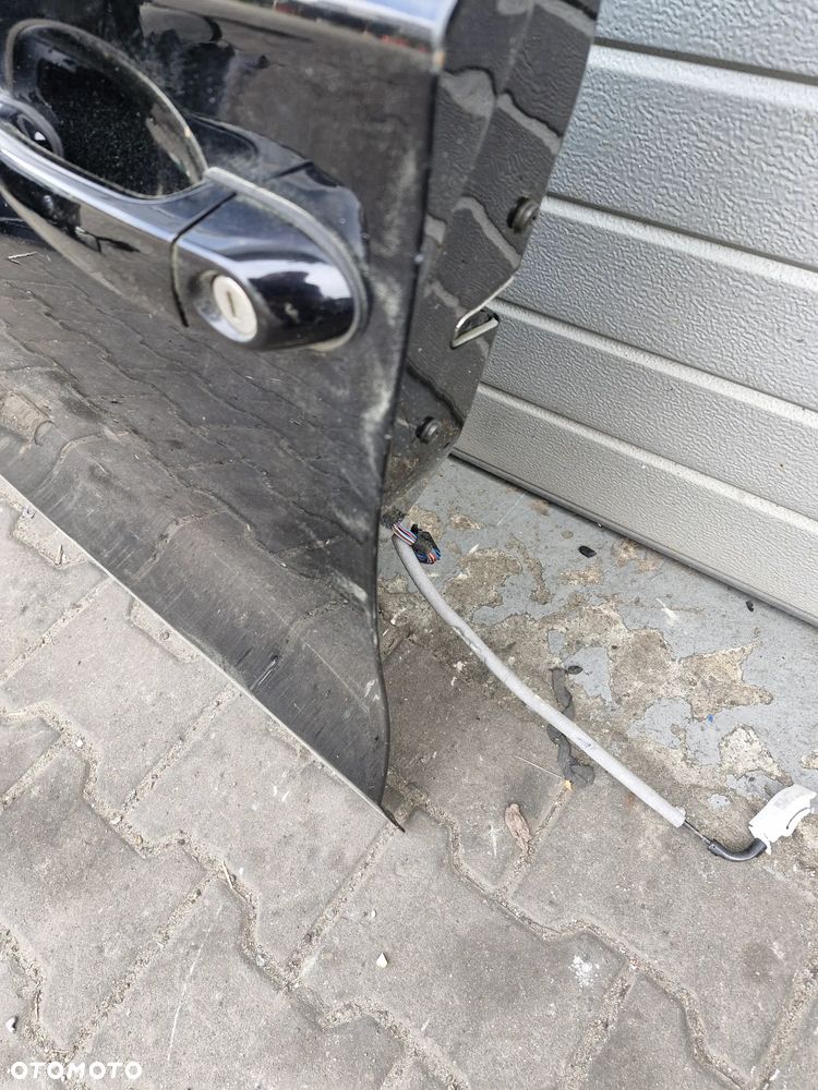 BMW E87 DRZWI LEWE PRZEDNIE LEWY PRZÓD SCHWARZ II - 4