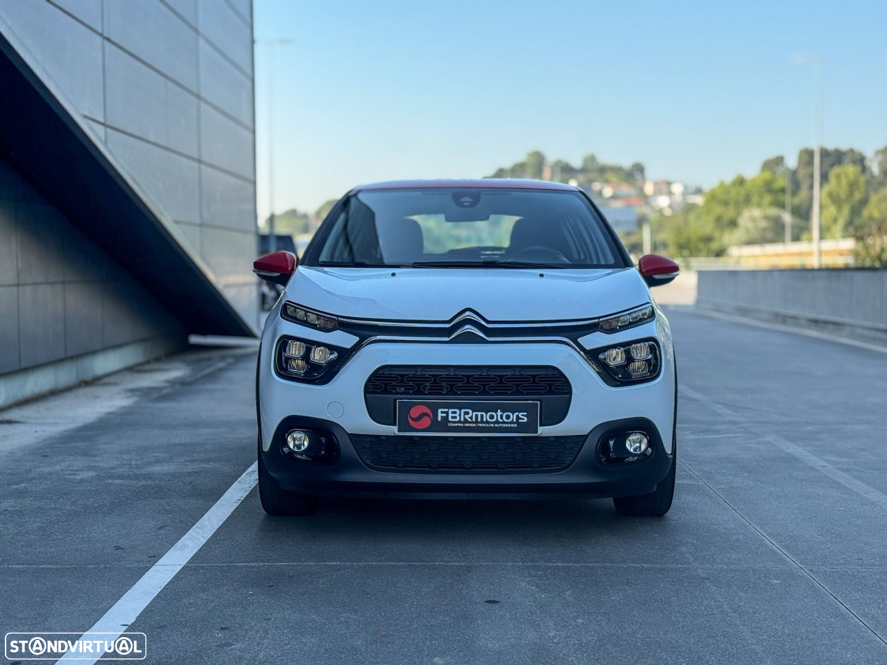 Citroën C3 1.2 PureTech Shine - 2
