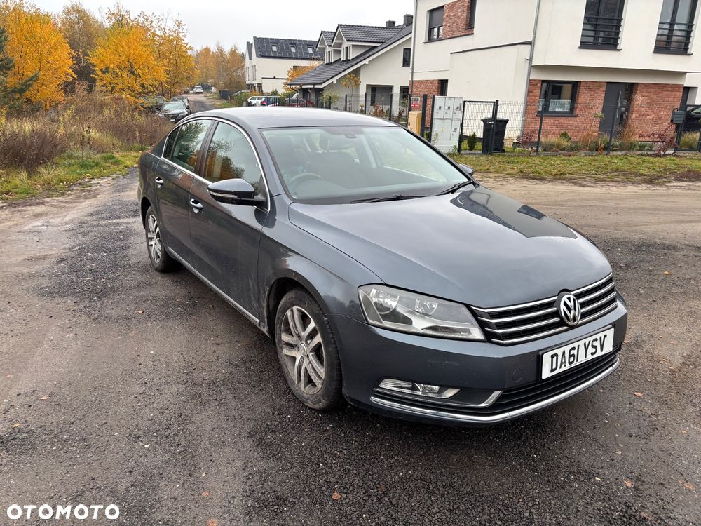 Volkswagen Passat 2.0 TDI BlueMotion Technology Comfortline - 5