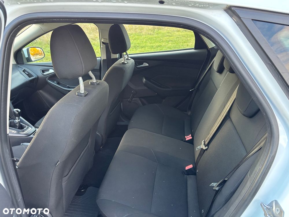 Ford Focus 1.6 TDCi Ambiente - 11