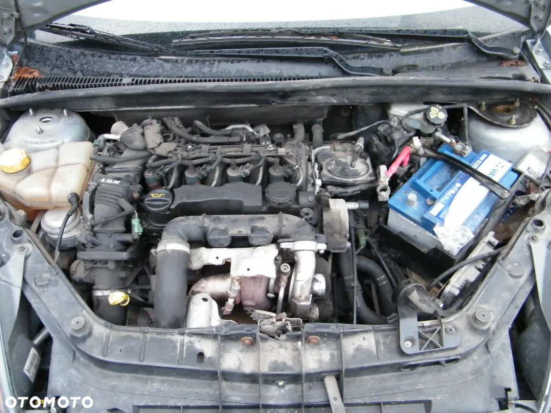 Ford Fiesta MK 5 FL  1.6 TDCi 90KM silnik 90PS-DV6 skrzynia B5/IB5 lakier J4 - 9
