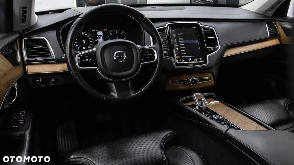 Volvo XC 90 B5 D AWD Inscription - 14
