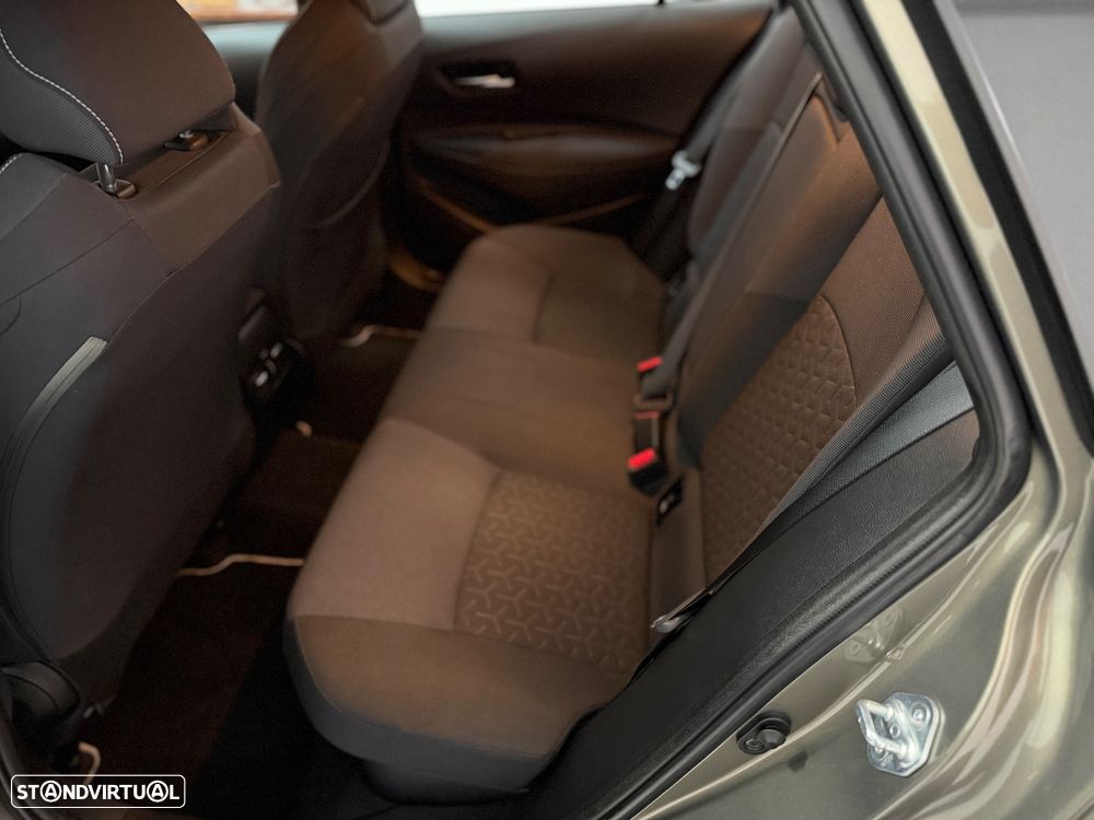 Toyota Corolla Touring Sports 1.8 Hybrid Comfort - 28