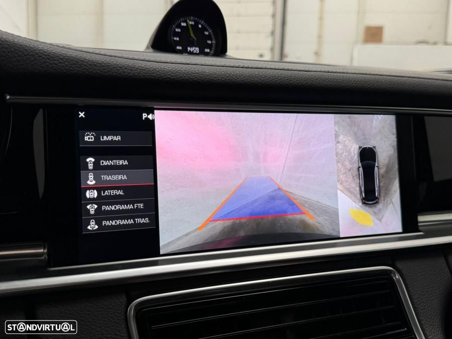 Porsche Panamera 4 E-Hybrid Executive - 33