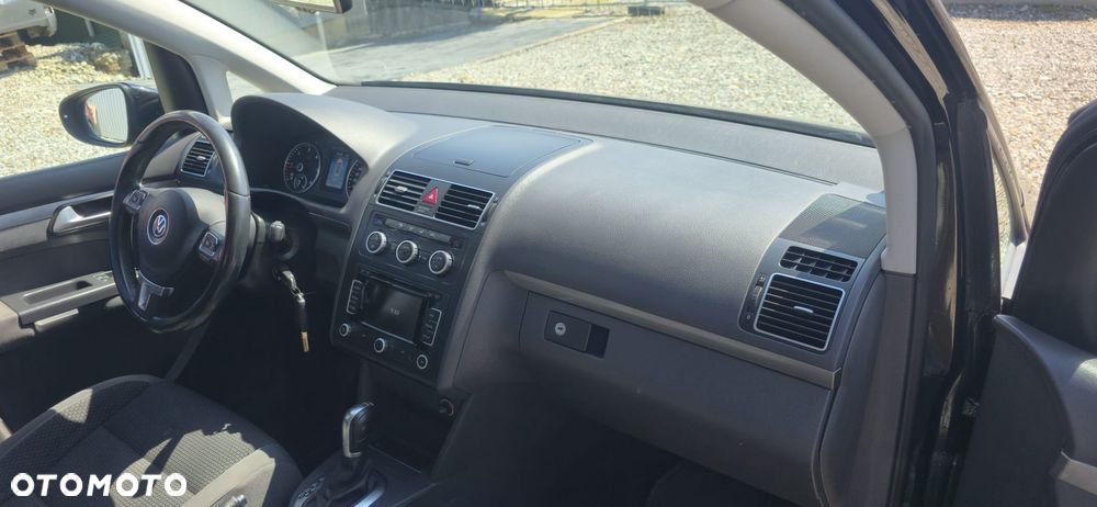 Volkswagen Touran 1.6 TDI DPF DSG Trendline - 21