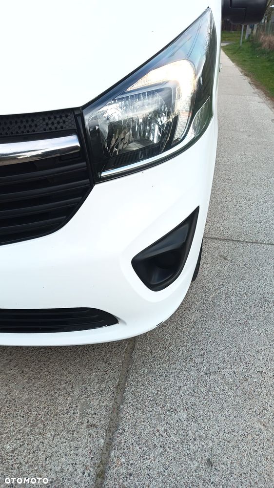 Opel Vivaro L1H1 2,7t Elegance - 20