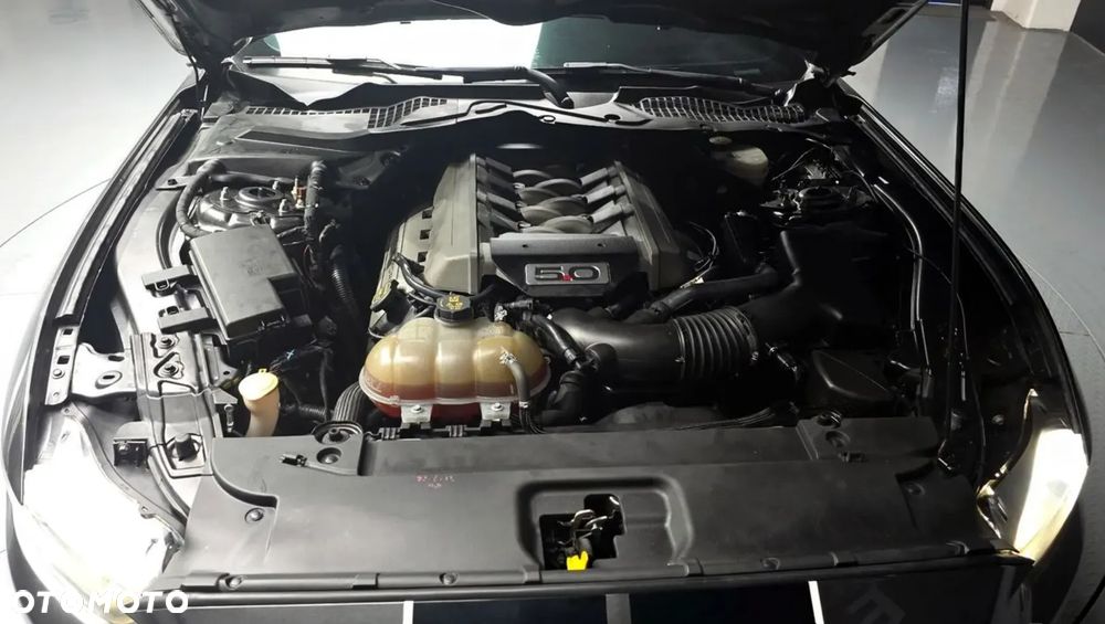 Ford Mustang 5.0 V8 GT - 7