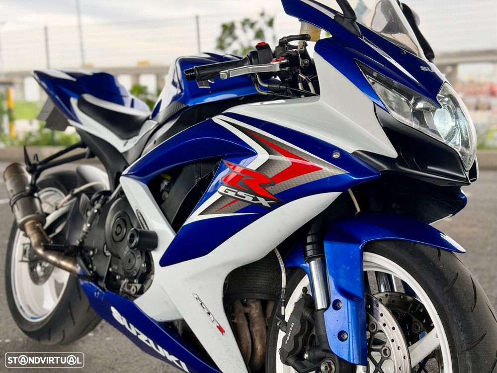 Suzuki GSX-R - 2