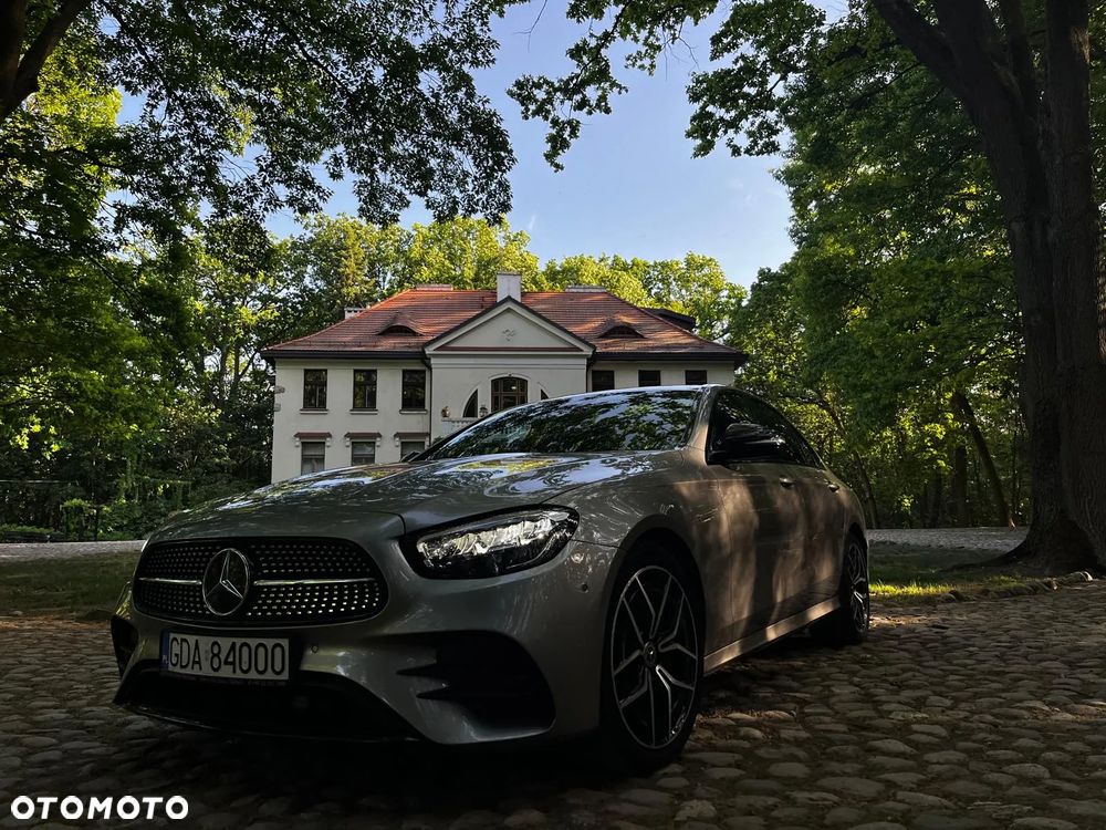 Mercedes-Benz Klasa E 220 d 4-Matic - 4