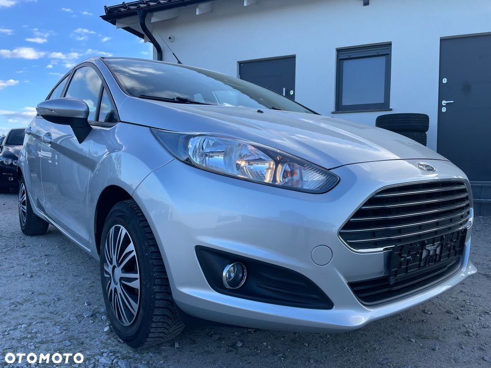 Ford Fiesta - 2