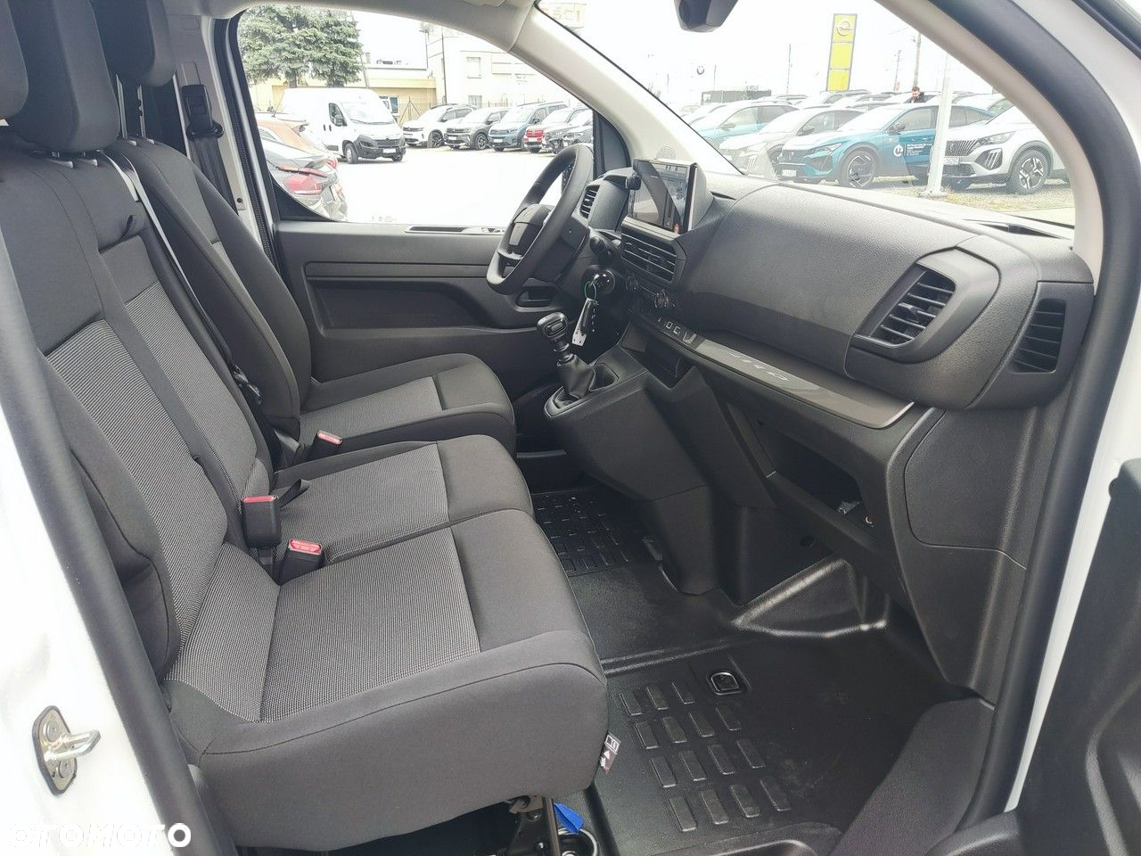 Peugeot Expert - 12