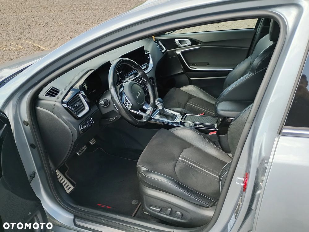 Kia ProCeed - 8