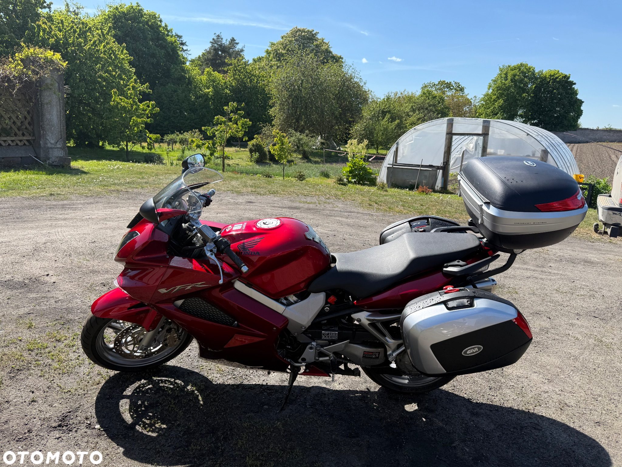 Honda VFR - 9