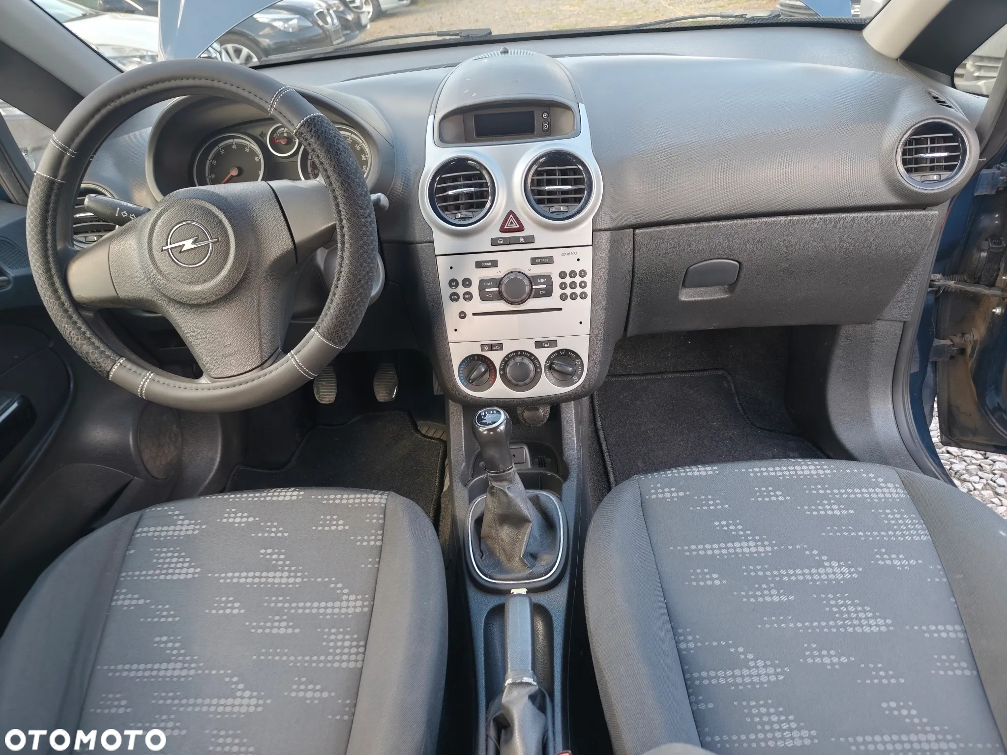 Opel Corsa 1.2 Enjoy - 10