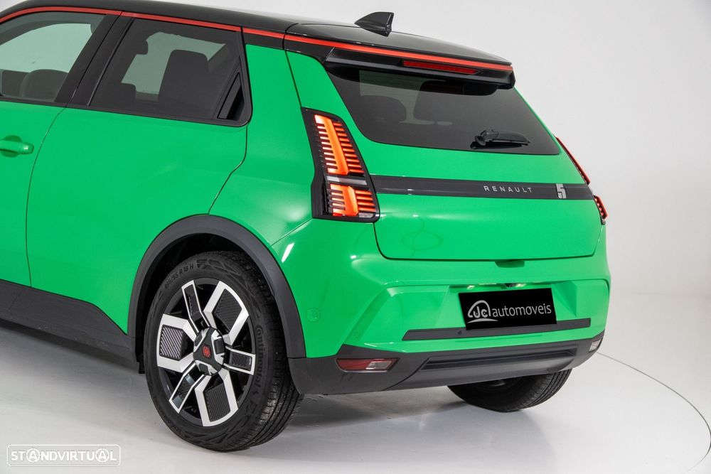 Renault 5 E-Tech 52 kWh Techno Autonomia Conforto - 16