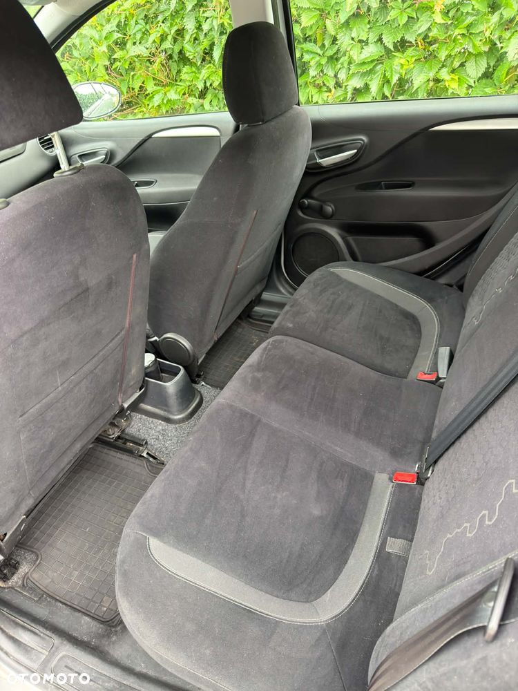 Fiat Punto - 4