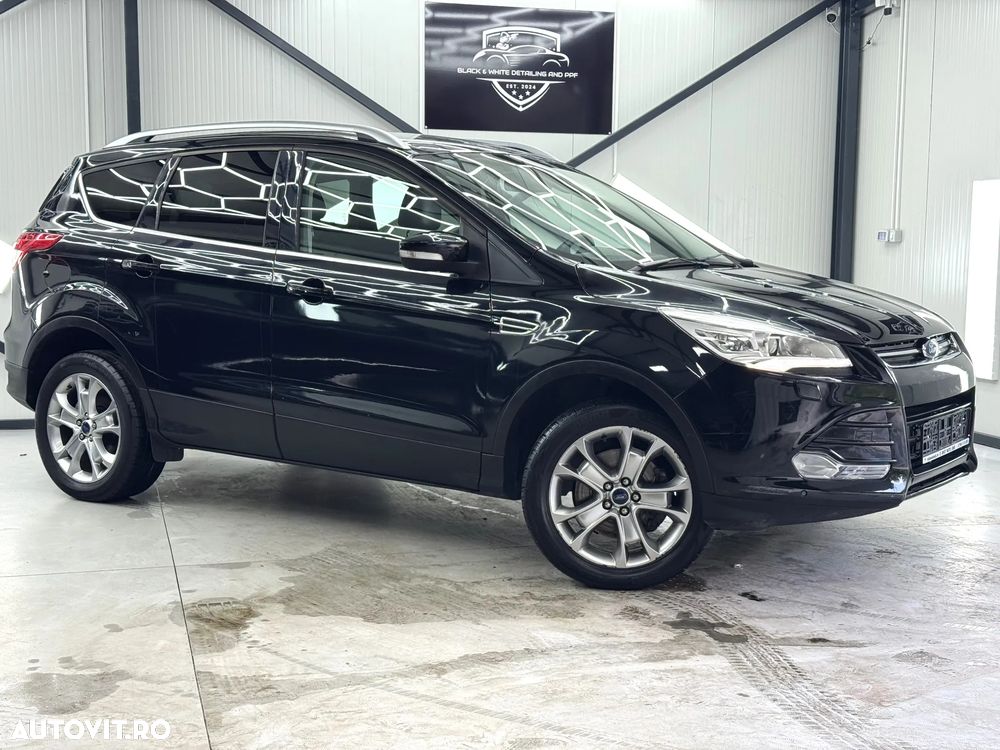 Ford Kuga 2.0 TDCi 4WD Powershift Titanium - 10