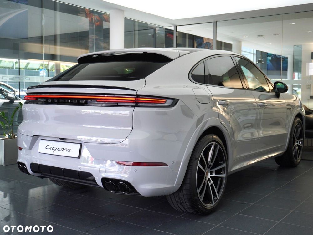 Porsche Cayenne E-Hybrid PHEV Black Edition - 14