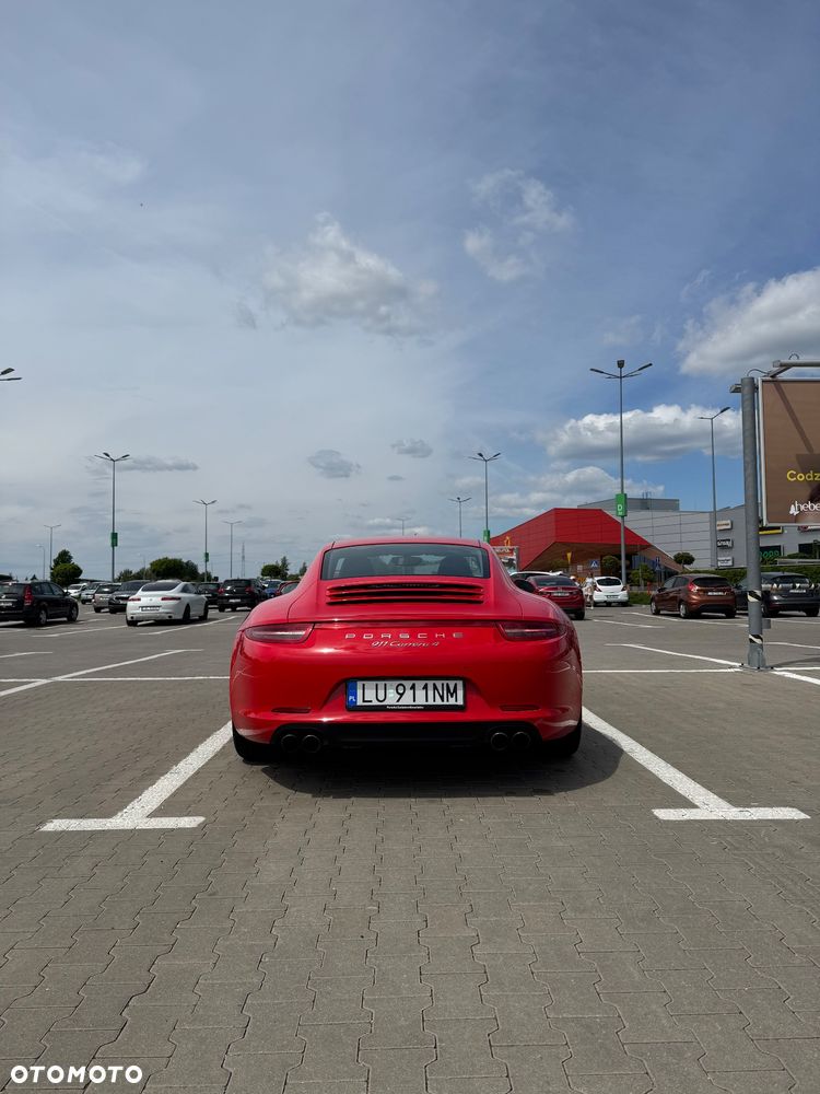 Porsche 911 Carrera 4 PDK - 6