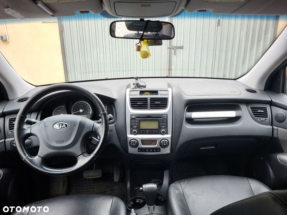 Kia Sportage 2.0 CRDI M - 8
