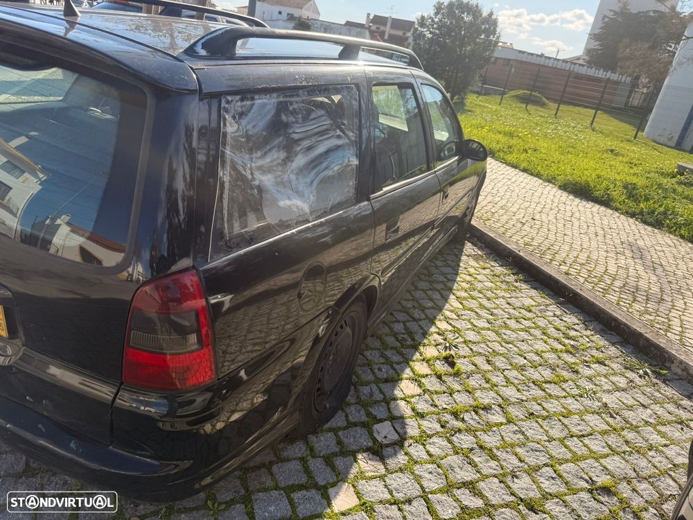 Opel Vectra Caravan 2.2 DTR Eleg. - 2