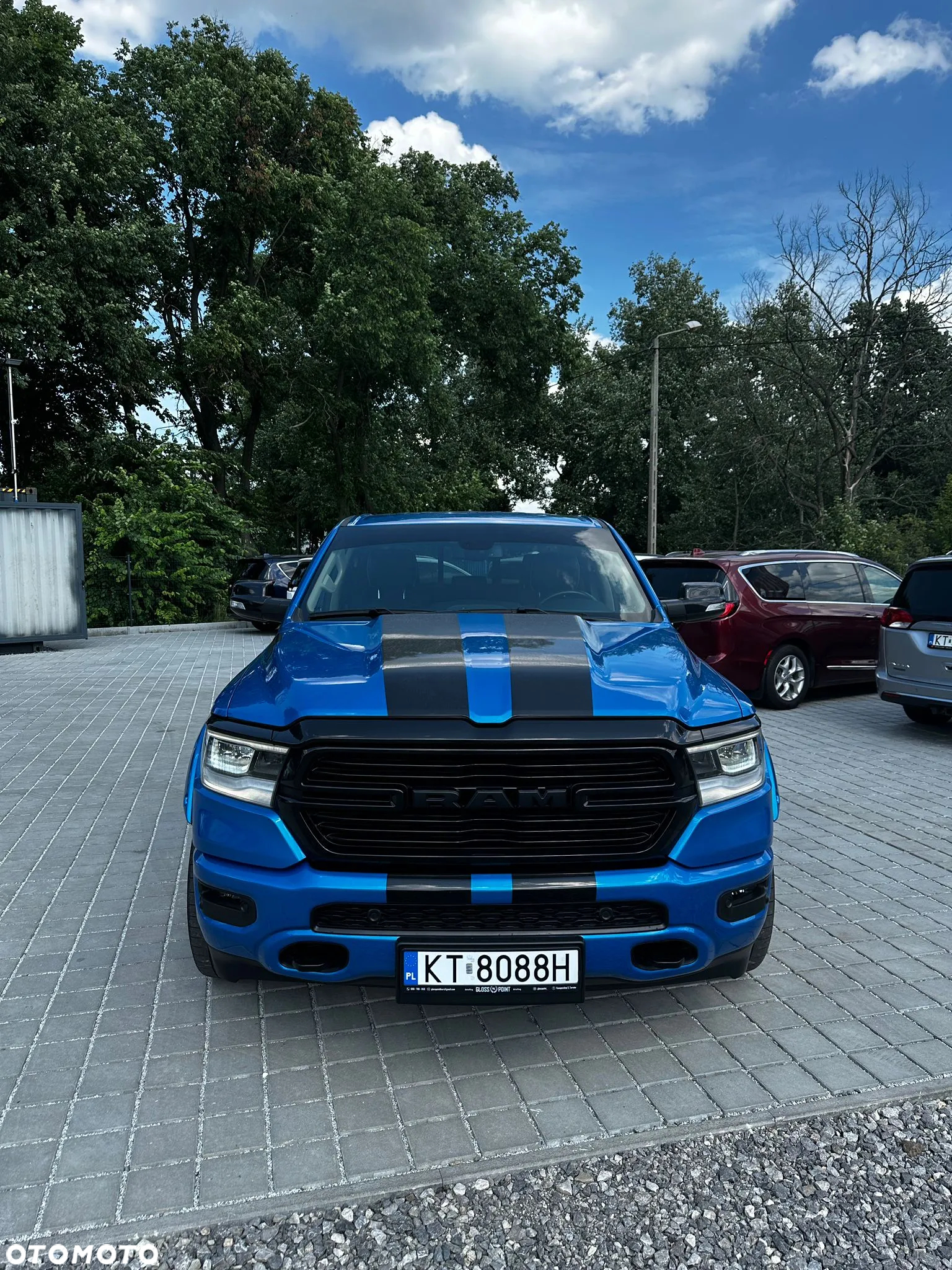 RAM 1500 Crew Cab Laramie - 2