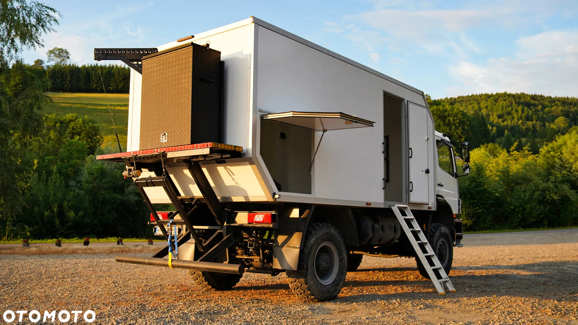 Mercedes-Benz Axor 1828 4x4 - 3