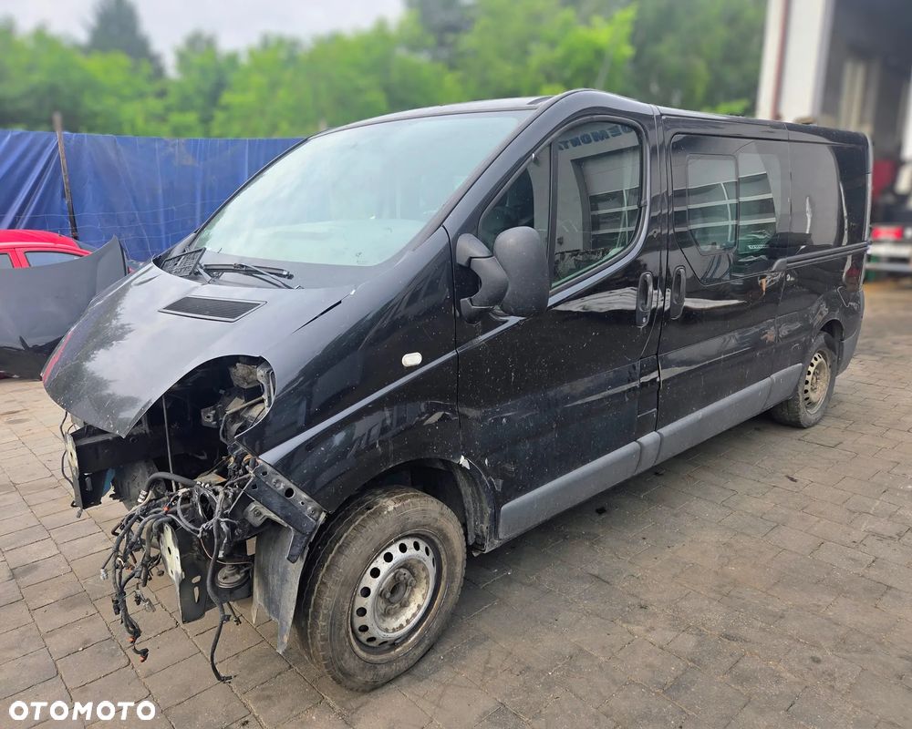 Renault Trafic II 2008 2.0 dCi M9R782 na części - 1