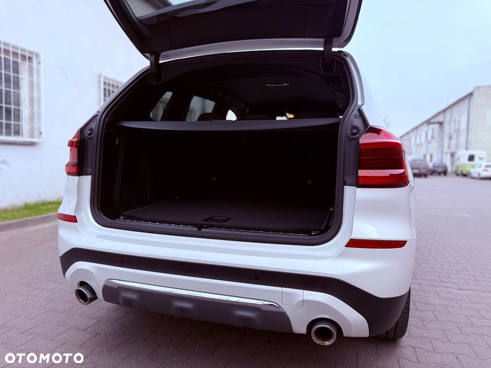 BMW X3 xDrive30i GPF Luxury Line sport - 11