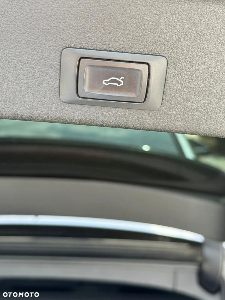 Audi A4 Avant 2.0 TDI Sport S tronic - 26