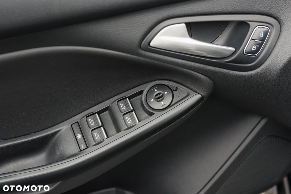 Ford Focus 2.3 EcoBoost S&S Allrad RS - 30