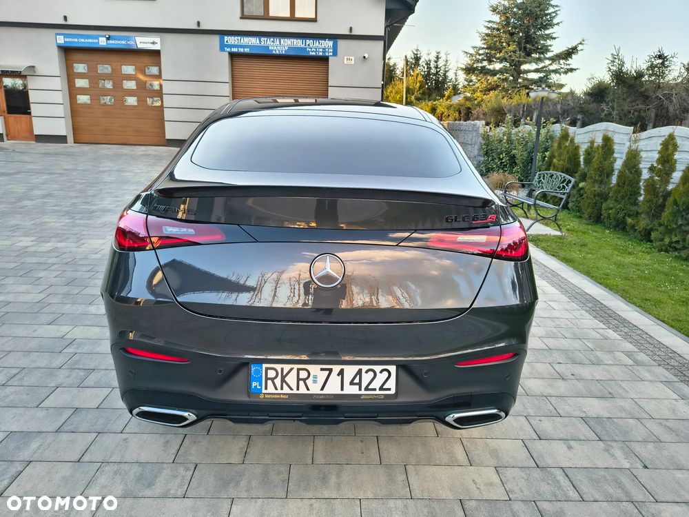 Mercedes-Benz GLC 300 4Matic 9G-TRONIC AMG Line Plus - 6