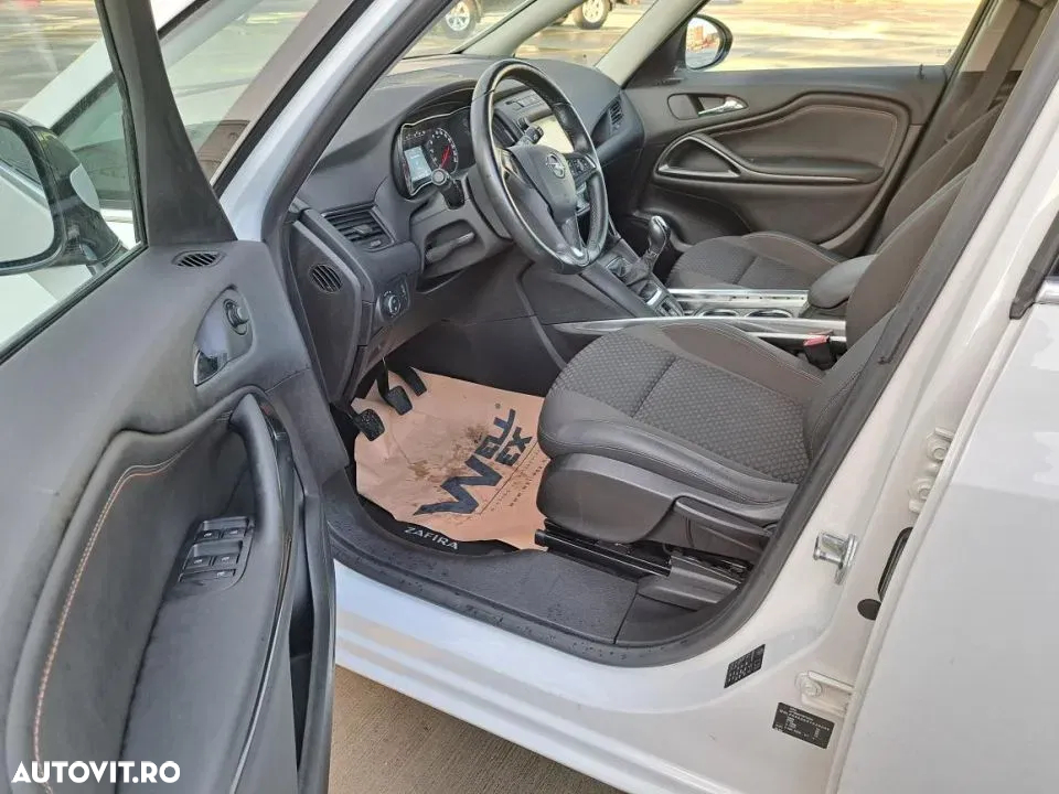 Opel Zafira - 6