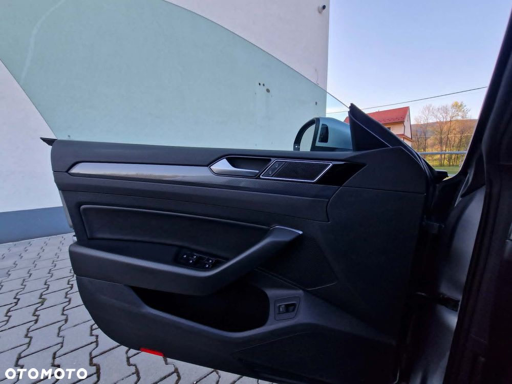 Volkswagen Arteon 2.0 TDI Bi-Turbo SCR 4Mot R-Line DSG - 22